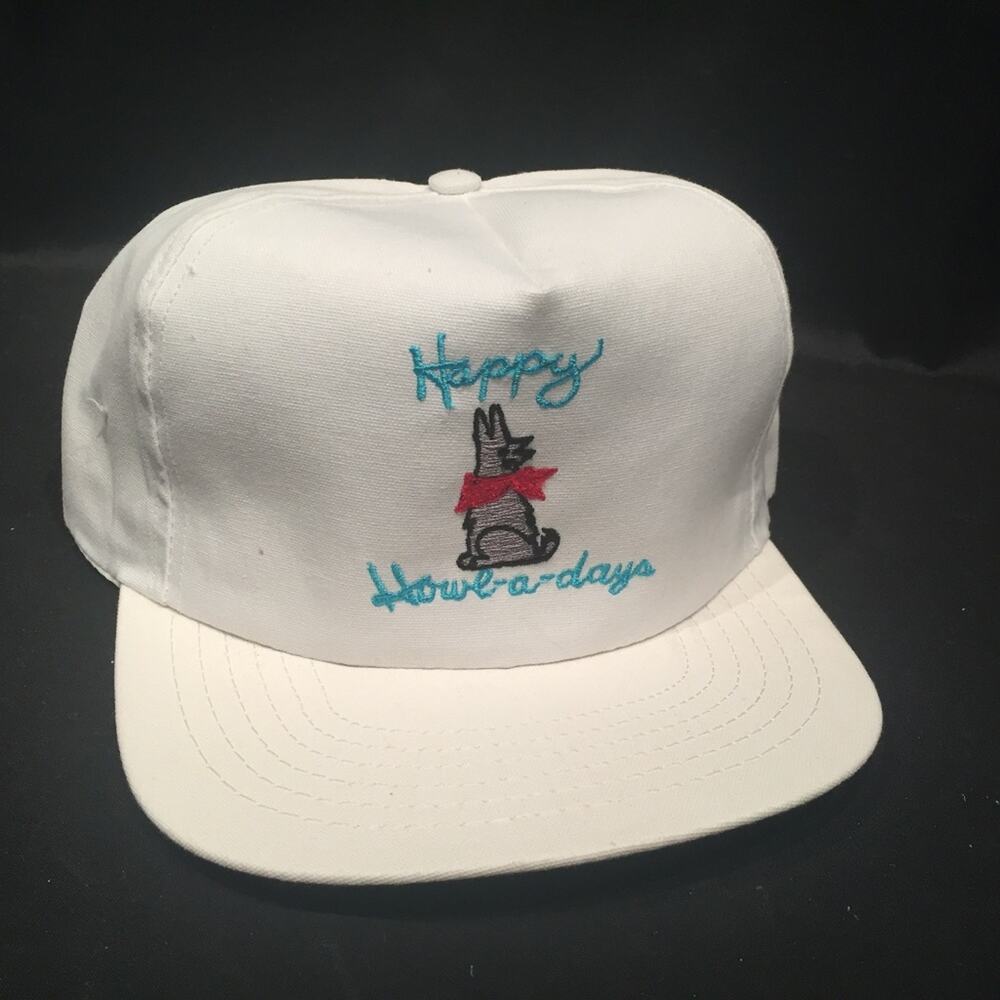 Trucker Hat Happy Howl-a-Days Coyote Humor Golf Baseball Cap Holidays NWT Retro